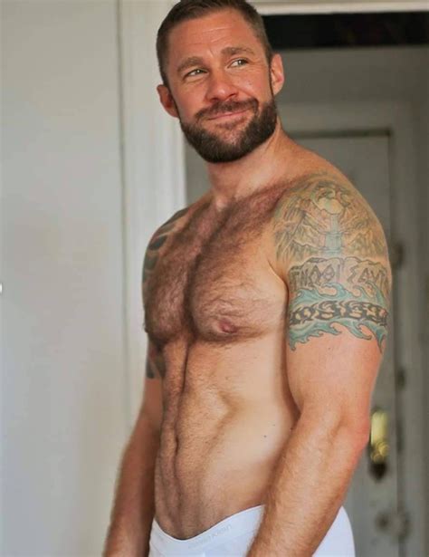 Pin By Shane Mcisaac On Beautiful Men Bear Men Handsome Men Men Sweater