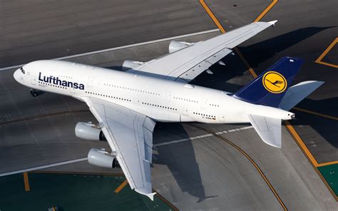 Los Angeles Bound Lufthansa Airbus A380 Diverts To Paris Squawking 7700