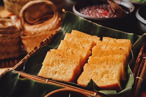 Indonesian Desserts: 20 Traditional Sweets to Try in Indonesia