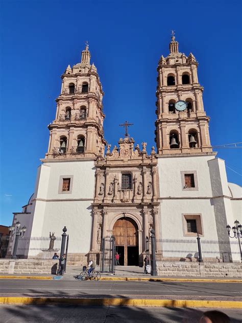 Hay Dos Nuevos Di Conos Para La Iglesia Local