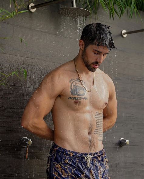 Hot Dudes Good Mood On Twitter RT ItsToddW