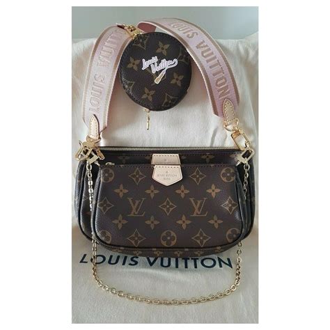 Louis Vuitton Multi Pochette Accessoires Monogram Cloth Ref