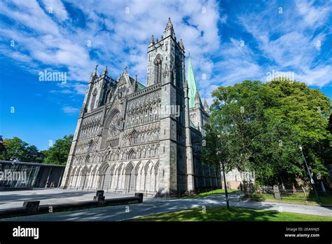 Nidaros Cathedral Hi Res Stock Photography And Images Alamy