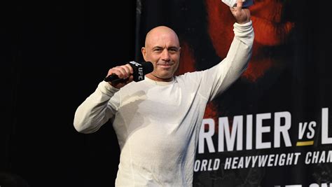 Joe Rogan Fans Create Petition for UFC Commentator to Moderate 2020 ...