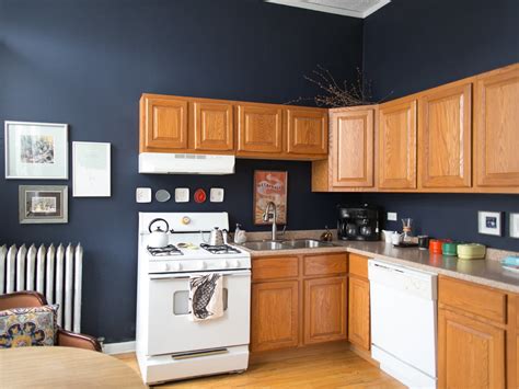 Kitchen Walls With Oak Cabinets Things In The Kitchen