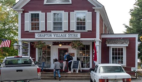 6 Small Towns In Vermont With Big Charm WorldAtlas