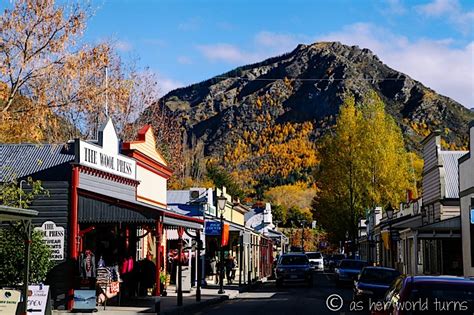 Fall Foliage in Arrowtown | As Her World Turns