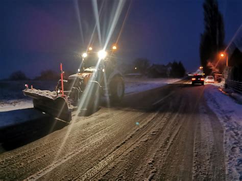 Nesre A Kod Zlatibora Autobus Sleteo Sa Puta Blic