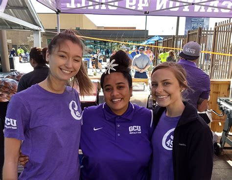 GCU students bring their A game to the ballpark - GCU Today