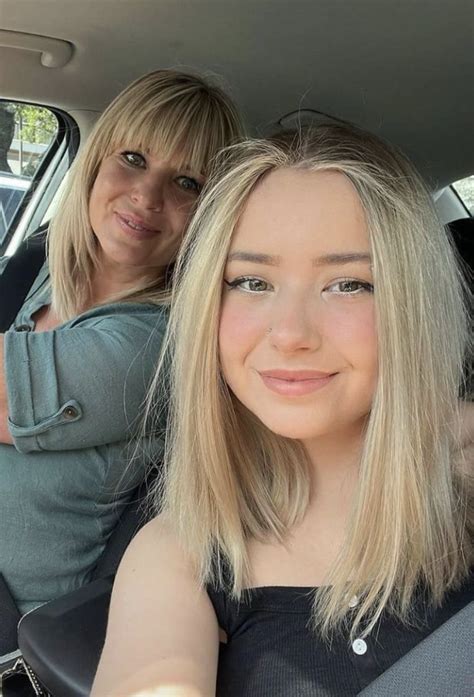 Aluraye On Twitter Passer Une Tr S Bonne Journ E Rt Et Follow Et Dm Pour La Nude