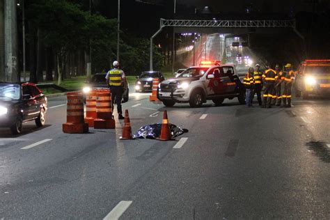 Motociclista Morre Em Acidente Na Marginal Pinheiros S O Paulo G