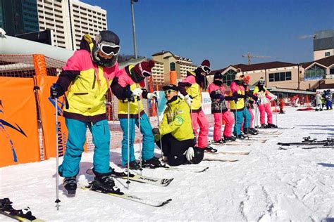 【韓國滑雪】首爾洪川大明vivaldi Park滑雪教學一日遊 包單板雙板新手中文滑雪教練 Local Tour Travelfever