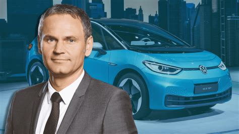 Vw Will Accelerate Transition To Electric Vehicles Says Ceo Oliver Blume