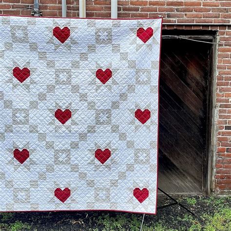 Starry Hearts Quilt Along Heart Quilt Pattern Quilt Patterns Heart Quilt