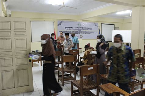 Penandatanganan Penggabungan Stmik Muhammadiyah Jakarta Dengan Akbid