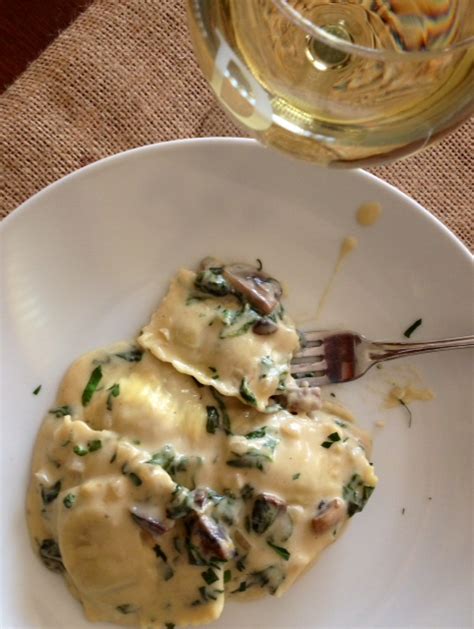 Mushroom Ravioli With Alfredo Florentine Sauce Recipe