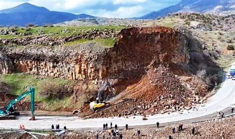 Bitlis Baykan Kara Yolunda Heyelan Afad Dan A Klama Geldi Son