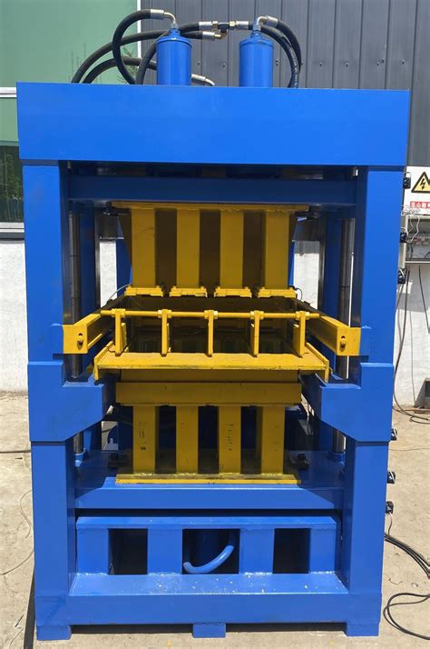 FL4 10 Hydraulic Interlocking Block Machine In Somalia Earth Brick