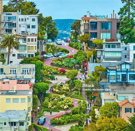 Panorama Lombard Street Aerial Of Cars And People Winding Down Iconic