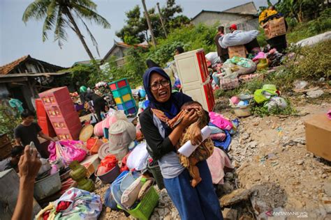 Warga Tolak Eksekusi Lahan Untuk Pembangunan Jalan Tol Antara News