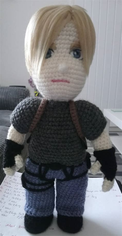 Leon S Kennedy Amigurumi Crochet By Anaseed On Deviantart