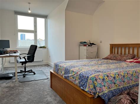 London Room In A Shared House Eve Road E15 To Rent Now For 825