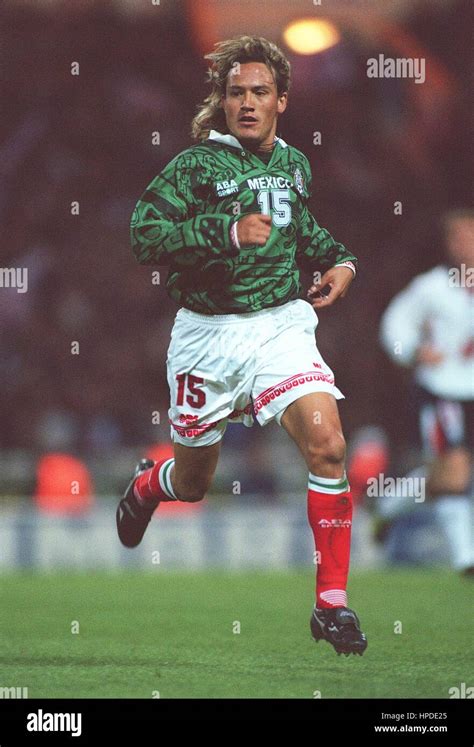 LUIS HERNANDEZ MEXICO 02 April 1997 Stock Photo - Alamy