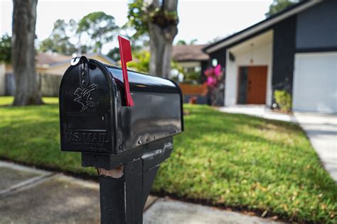 5 Tips For A Stunning Mailbox Makeover That Boosts Curb Appeal Mom Blog Society