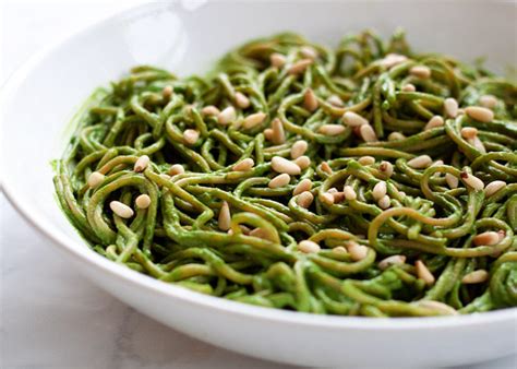 Creamy Avocado Kale Pasta