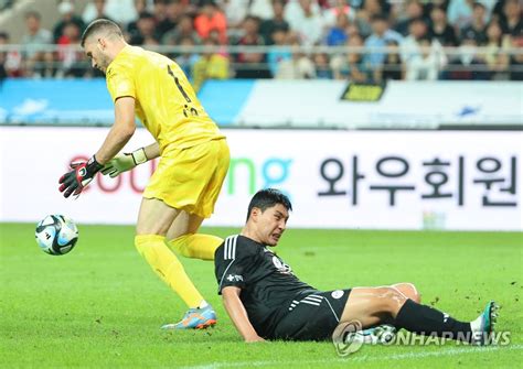 조금 늦은 주민규의 쇄도 연합뉴스