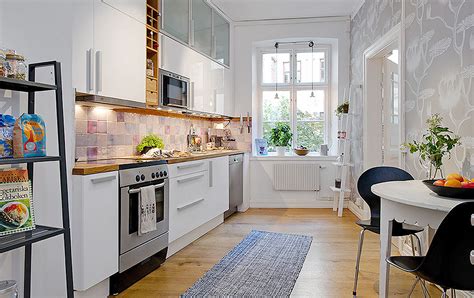 Kitchen Ideas for Small Apartments: Space-Saving Hacks!