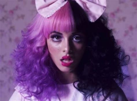 Melanie História Wiki Queernyx Amino