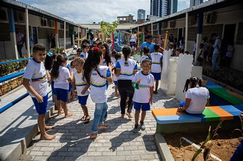 Prefeitura Do Recife Inaugura Quadra Coberta Poliesportiva E