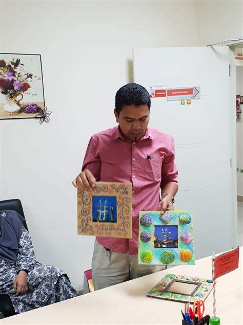 Bahan Kitar Semula Menggunakan Kotak Telur 21 Easter Egg Carton Craft