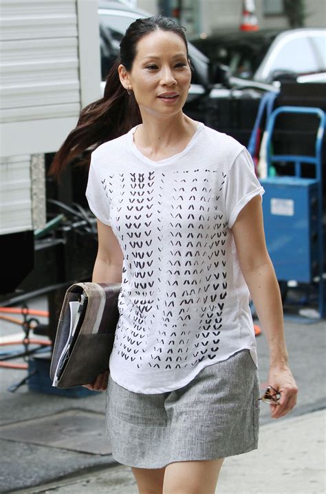 Lucy Liu Casual Style Out In New York City July 2014 • Celebmafia