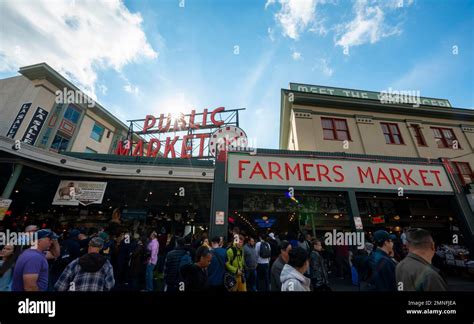 Entrance Area With Large Sign Indoor Market Public Market Farmers