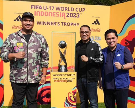 Surabaya Unjuk Kesiapan Gelar Piala Dunia U 17 2023 Saat Trophy