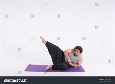 Funny Fat Man Yoga Big Guy Stock Photo 643671814 | Shutterstock