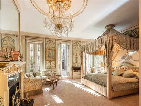 Ivana Trumps Ues Townhouse Goes Up For Sale See Inside Upper East