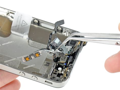 iPhone 4 Headphone Jack & Volume Control Cable Replacement - iFixit