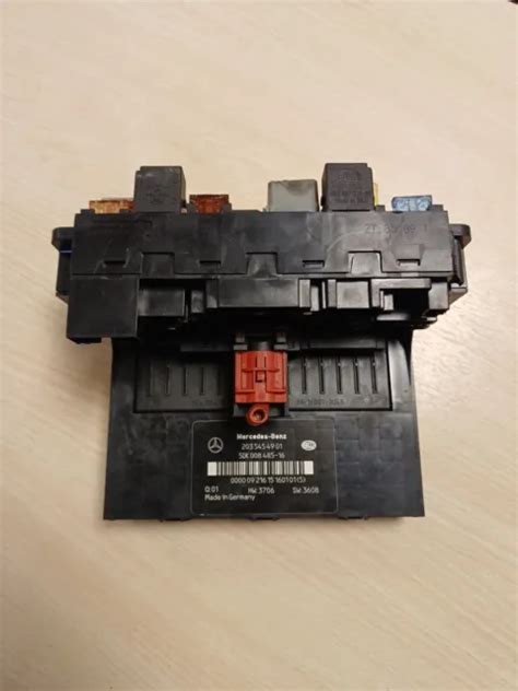 MERCEDES BENZ CLC CLASS CL203 Front SAM Unit Fuse Box 2035454901