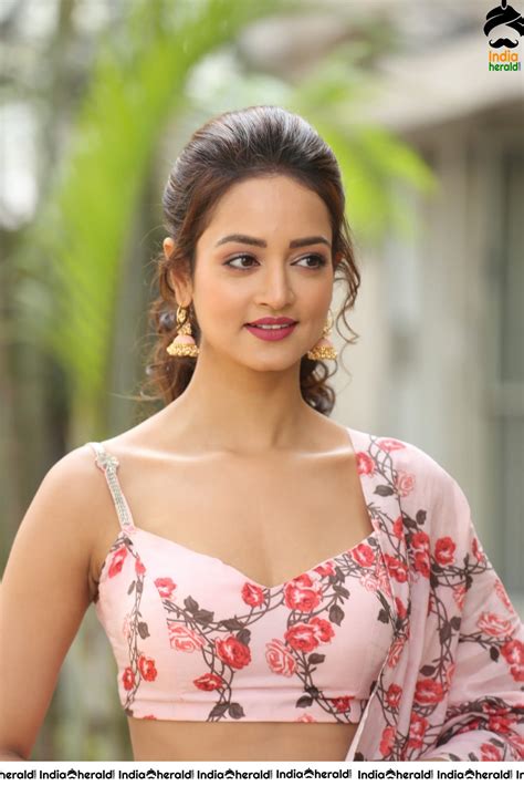 Shanvi Srivastava Hot Waistline Revealing Photos Set