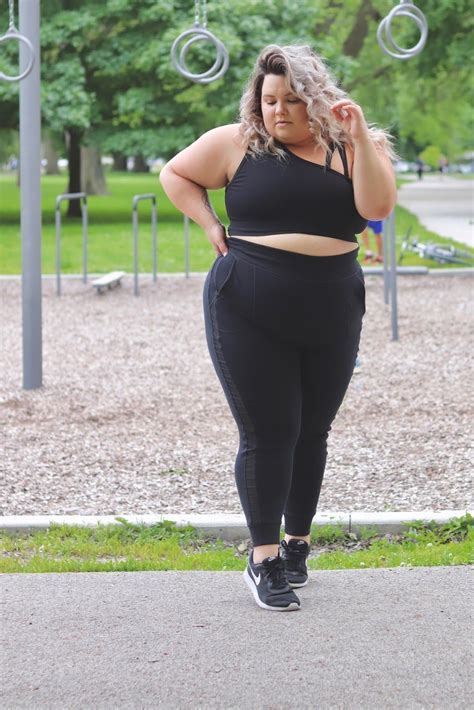 Chicago Plus Size Petite Fashion Blogger Youtuber Influencer And