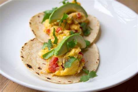 Tacos De Huevo A La Mexicana Con Frijoles De Olla De 392 52 Kcal