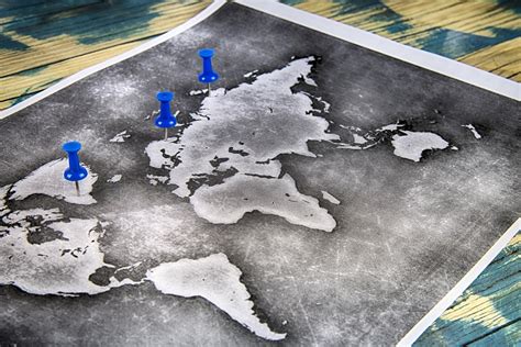 quelle est la  grande carte du monde