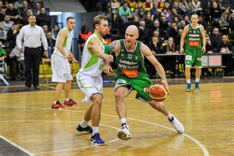 Koszykówka Znicz Basket Pruszków 59 79 Legia Warszawa legionisci