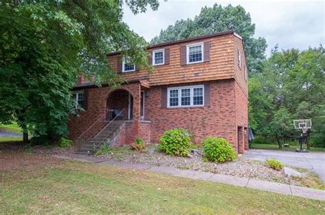 133 Woodland Rd Greensburg PA 15601 Realtor