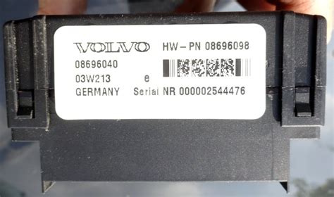 CEM Central Electronic Control Module CORE 2004 Volvo S60 AWD 08696098