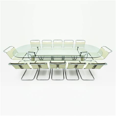 Sillas Knoll Mies Van Der Rohe Mr Combinadas Con Una Mesa De