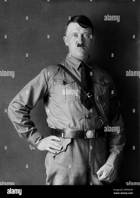 Adolf Hitler Ritratto Di Fuhrer Adolf Hitler In Uniforme Militare Foto